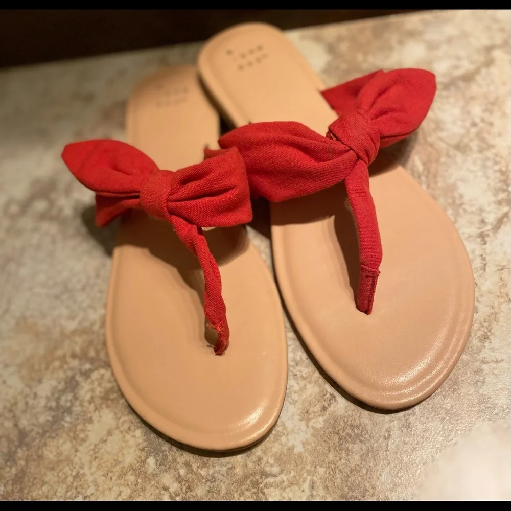 Hannah Knotted Bow Flip Flop Sandals A New Day Size 8 Red Knot Tie - Picture 2 of 7